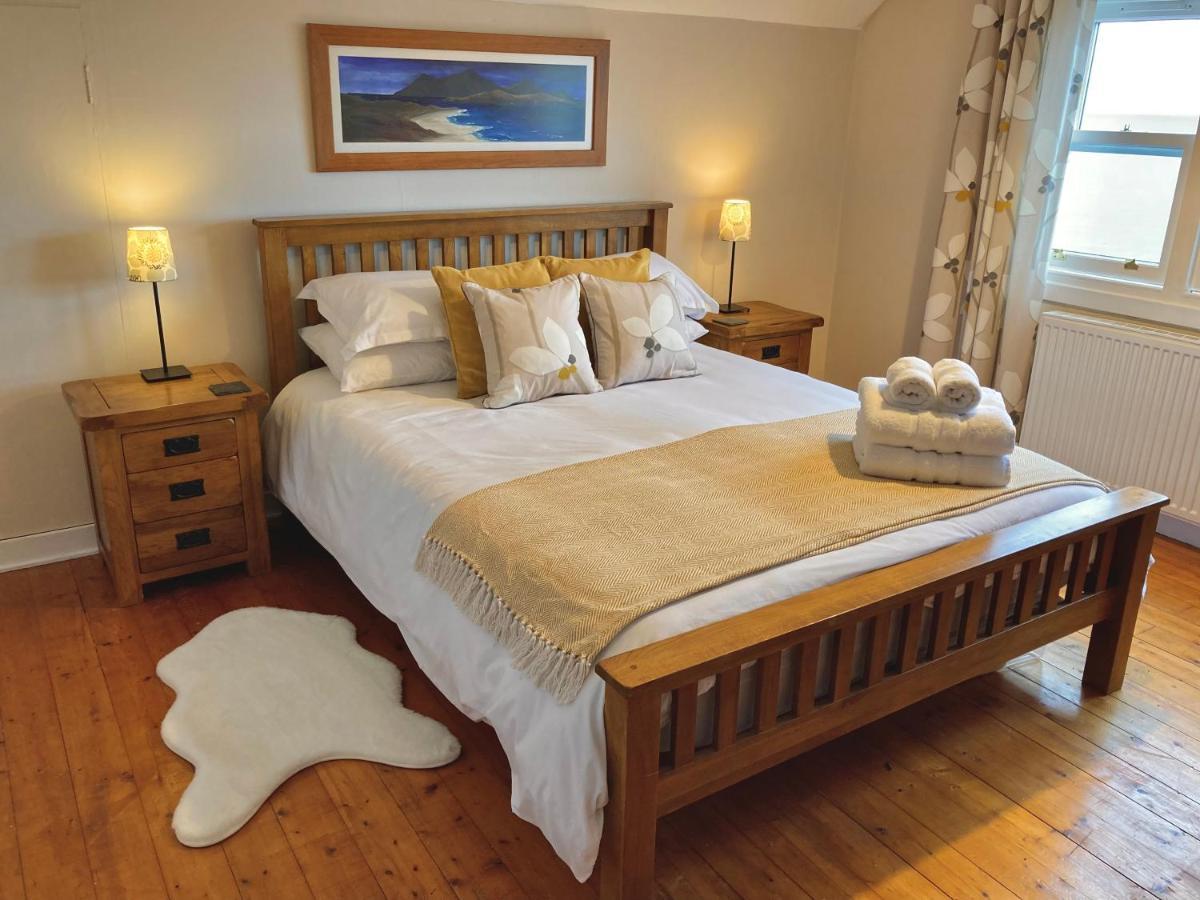 Craigneuk Near Oban, Stunning Home With Sea Views Экстерьер фото